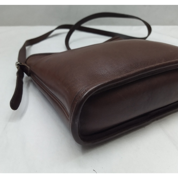 Coach Brown Leather Zipper Closure Crossbody Bag - Vintage Made in USA - Picture 8 of 14